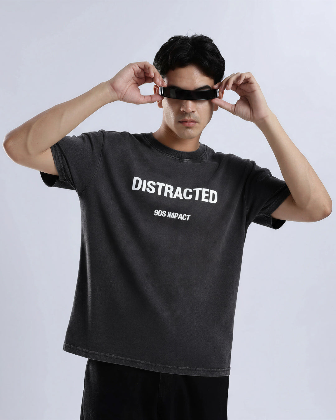 DISTRACTED T-SHIRT